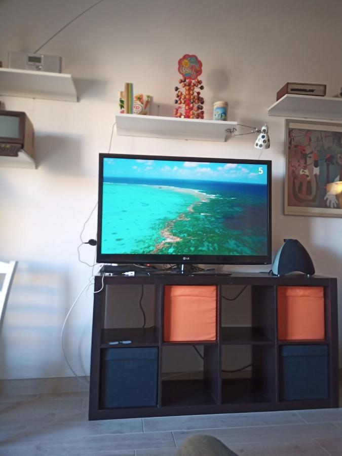 Grand F2 60Mq Centre Antibes, Proche Plages, Commerces, 2 Balcons, Parking, Train, Bus, Deco Vintage, Pet Friendly, Ideal Famille Ou 1-2 Couples Dış mekan fotoğraf