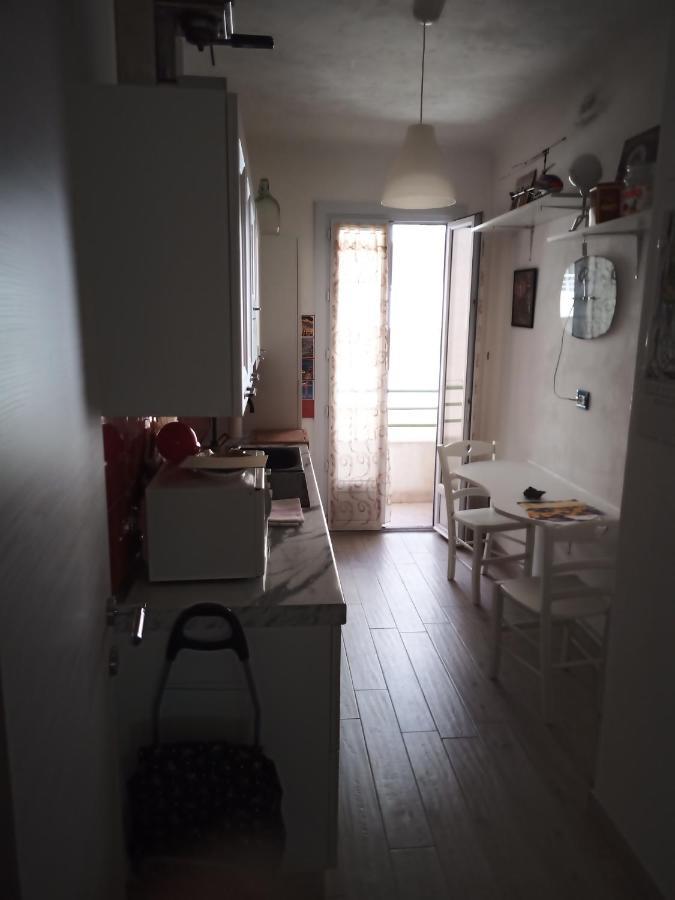Grand F2 60Mq Centre Antibes, Proche Plages, Commerces, 2 Balcons, Parking, Train, Bus, Deco Vintage, Pet Friendly, Ideal Famille Ou 1-2 Couples Dış mekan fotoğraf
