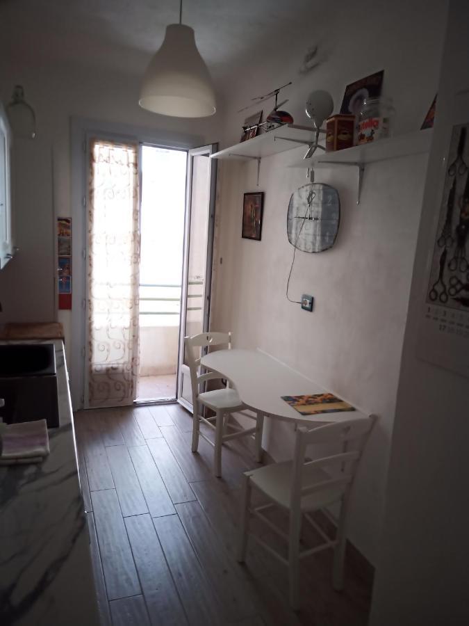 Grand F2 60Mq Centre Antibes, Proche Plages, Commerces, 2 Balcons, Parking, Train, Bus, Deco Vintage, Pet Friendly, Ideal Famille Ou 1-2 Couples Dış mekan fotoğraf